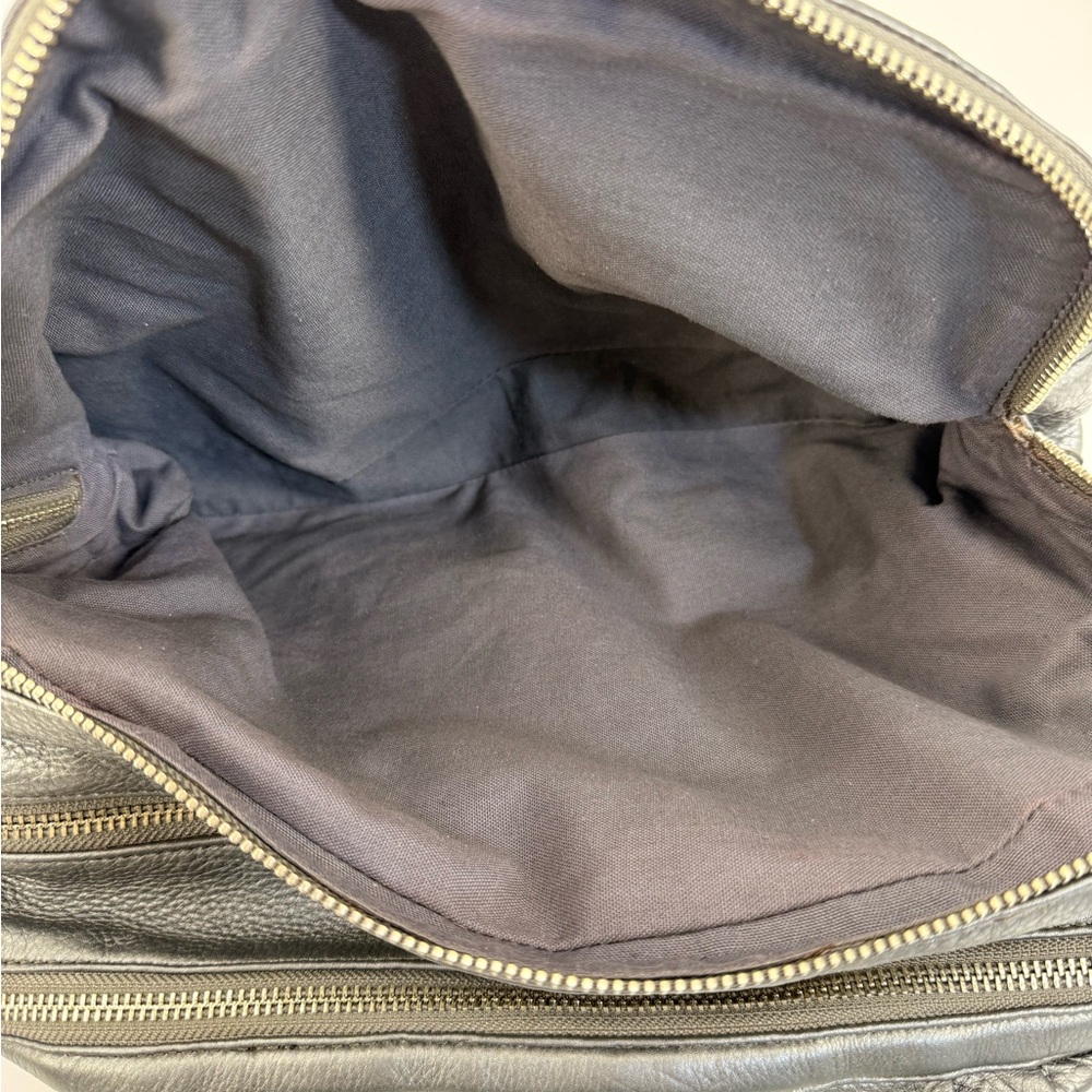 Cole Haan Silver Pebbled Leather Satchel Shoulder Bag Double Handle Zip Top - Picture 13 of 16